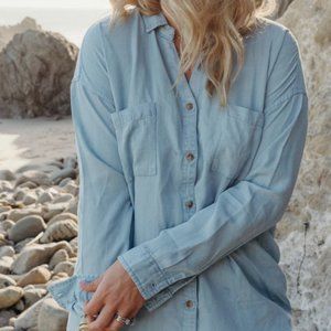 CJLA Ari Chambray Top, Light